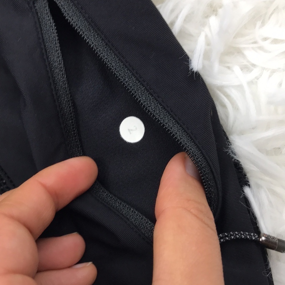 Lululemon Speed Tight IV Ravish Reptile Silver - Picture 9 of 12